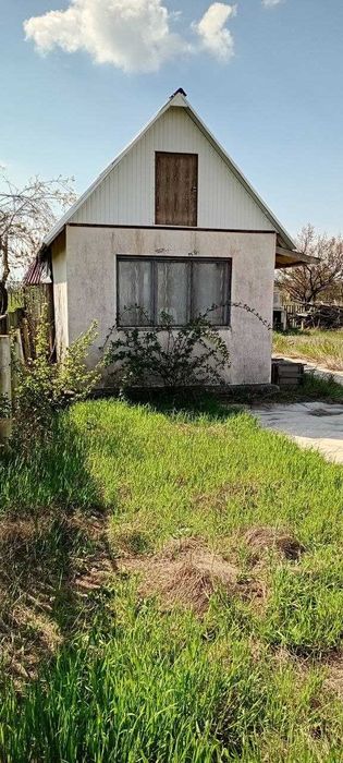 Продам участок с летним домиком рядом с морем