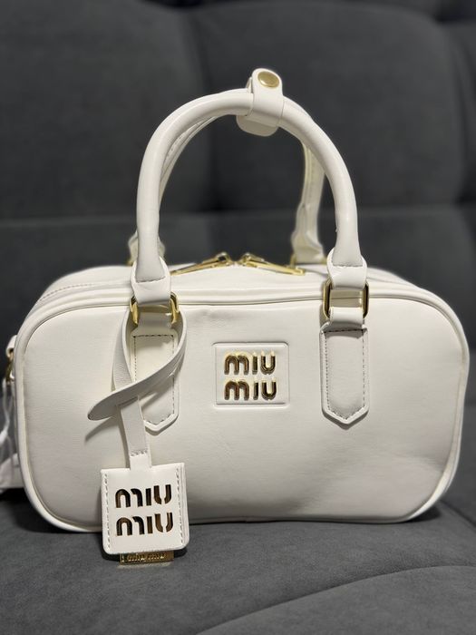 Жіноча сумка Miu Miu