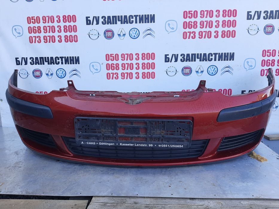 Бампер передній VW Golf 5 хечбек колір la3w