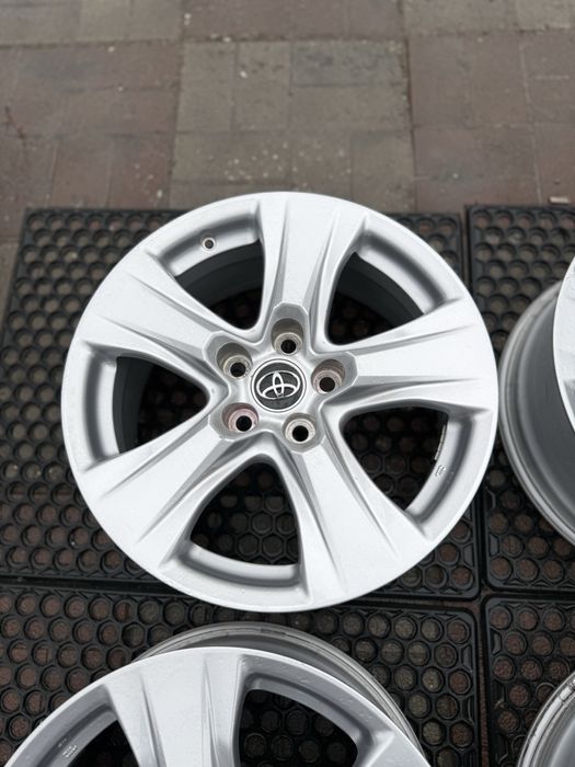 Диск оригінал Toyota rav4 по штучно запаска  5 114,3 r17