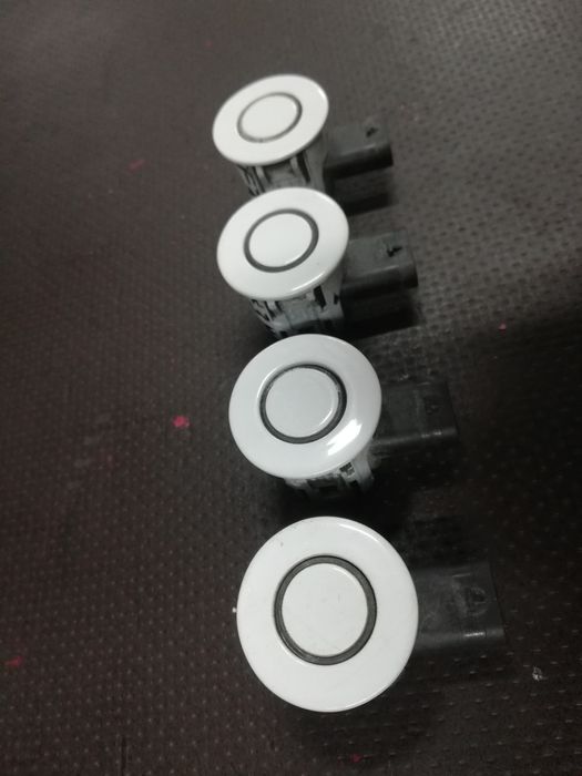 Czujnik parkowania PDC tył tylny koszyk mocowanie Ford Focus mk3 HB