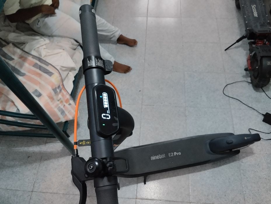 trotinete ninebot e2 pro praticamente nova