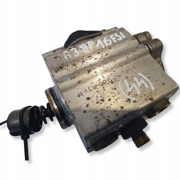 POMPA PALIWA wtryskowa Audi A3 II 8P 1.6 FSI 03C127025L 0261520024