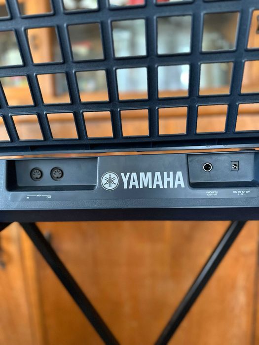 Keyboard Yamaha PSR-140