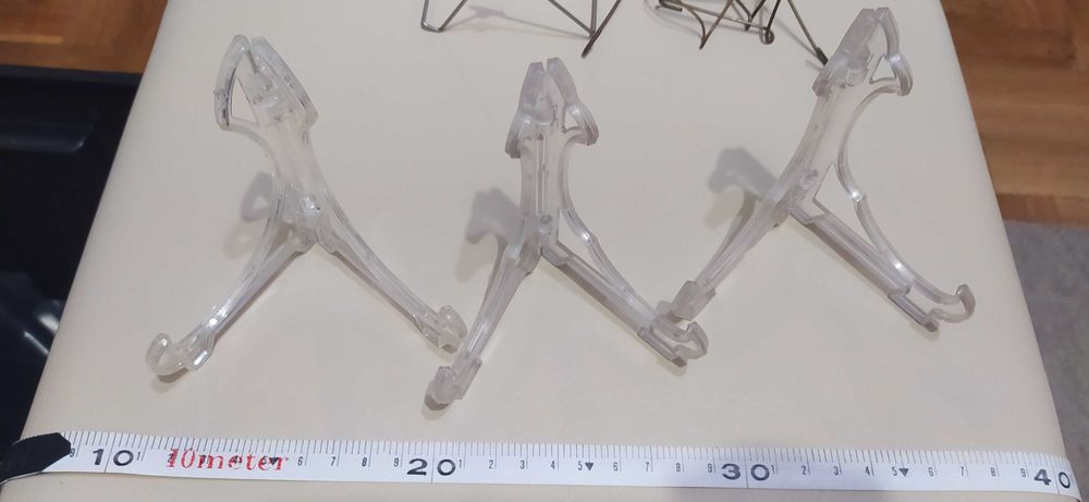 Suportes para pratos decorativos