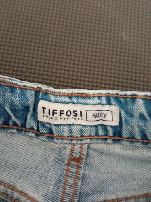 Calças de ganga para menina