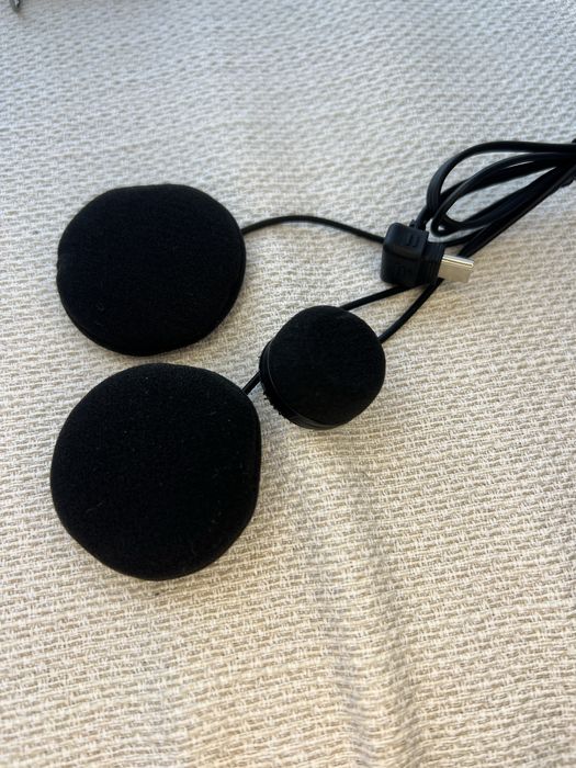 Гарнітура на шолом