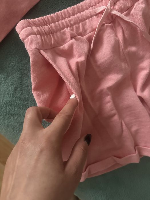 Mega wydodny zestaw dresowy