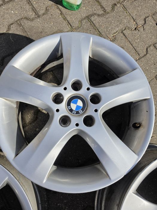 Felgi BMW Styling 142 17" 5x120 7J ET47 E81,E90,E87
