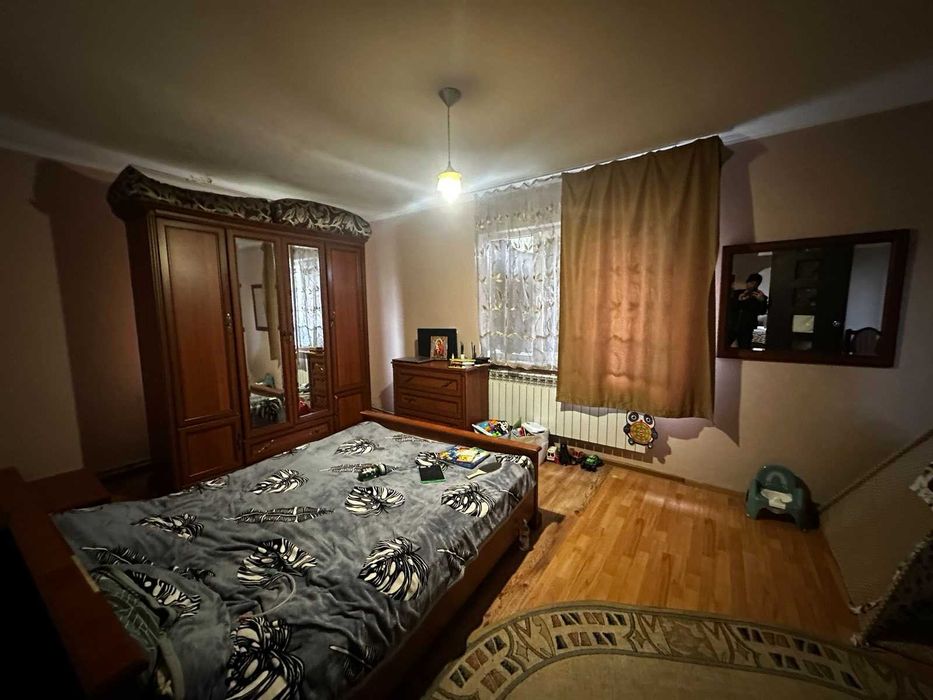 Продається будинок з сонячними панелями у Солотвино
