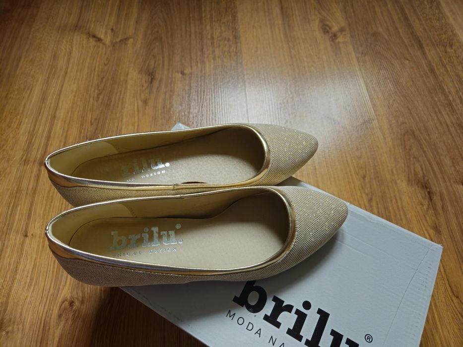 Buty damskie złote, balerinki