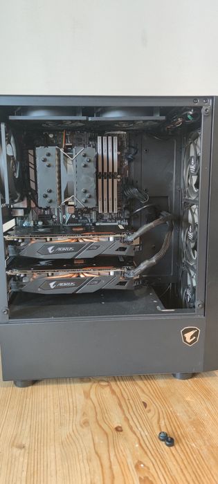 Робоча/ігрова станція: DDR4 32GB, NVME 1TB, 2* RX580 8gb, i7-7700.