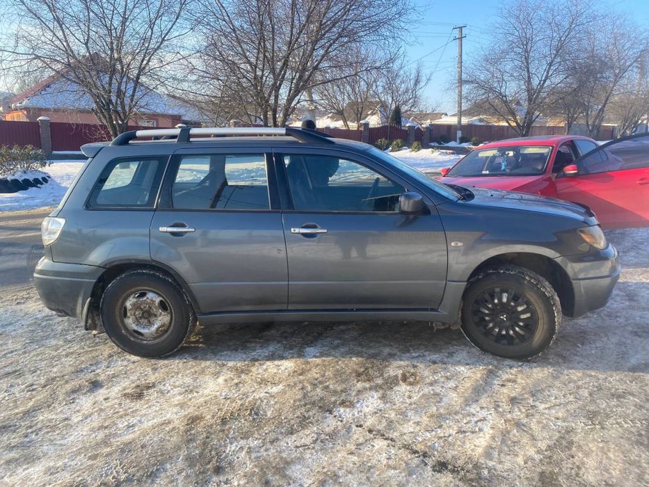 Міцубісі аутлендер 2.0