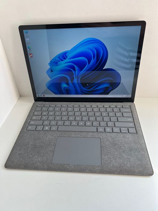Ноутбук Ультрабук Microsoft Surface Laptop 2