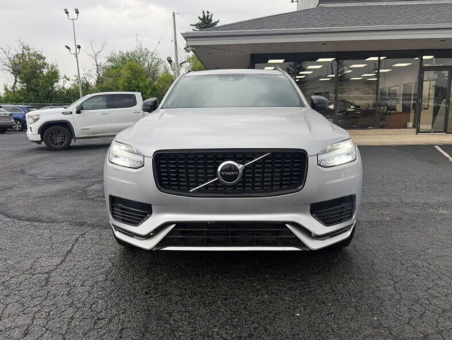 Volvo Xc90      2020