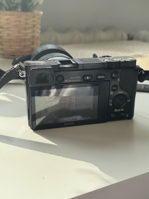 Sony A6000 body czarny 31k przebiegu dobry stan