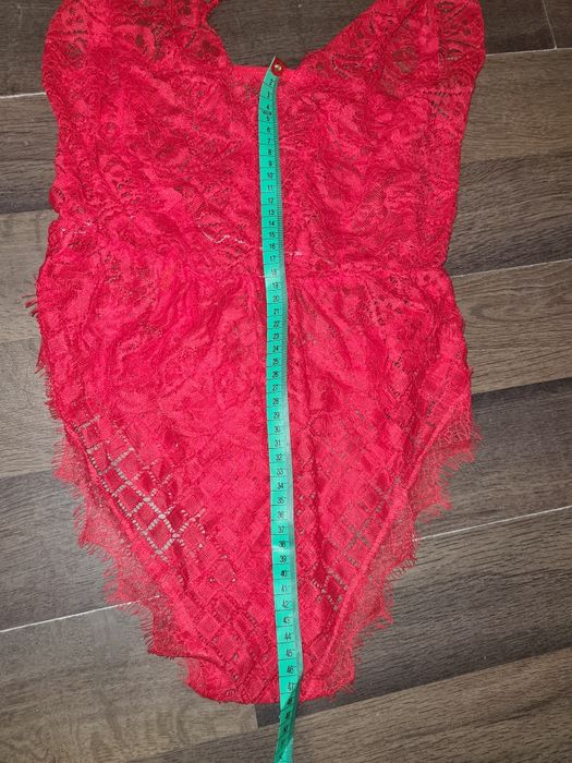 Nowe Body koronkowe czerwone  XL