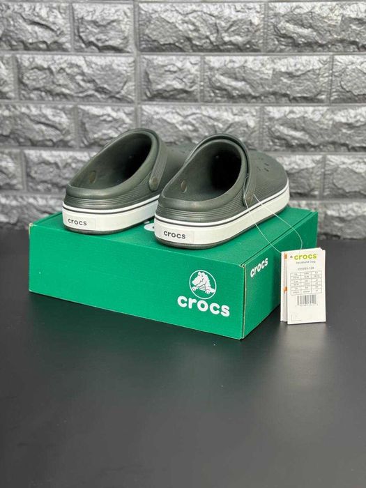Кроксы оливковые / Crocs в коробке / тапочки Crocs мужские летние / Чоловічі Крокс Супер ціна / топ предложение лета !