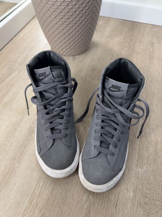 Кросівки Nike у гарному станв