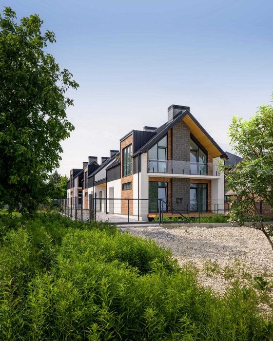 Продаж неймовірного 2 поверхового будинку по вул. Тракт Глинянський