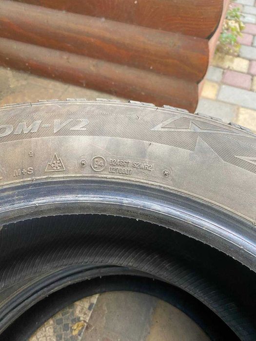 Шина Bridgestone Blizzak 225/65 R17