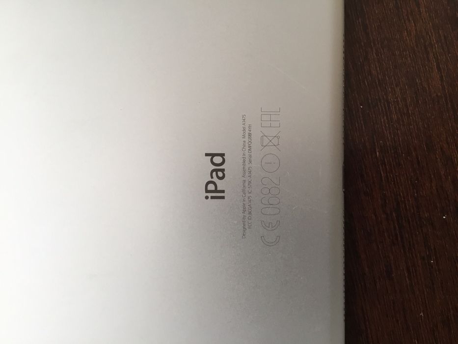 iPad 16 гб.Робочий. На розблокіровку.