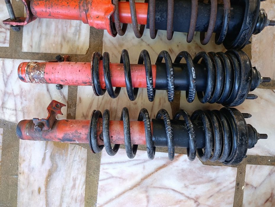 Suspensao KYB  Desportiva com molas eibach Honda Crx Del Sol Civic EG EH EJ EK
