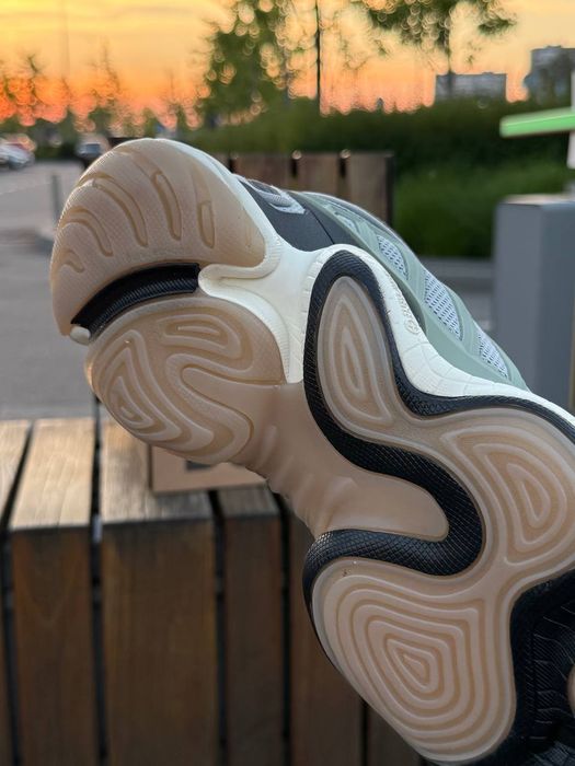 Чоловічі Кросівки Adidas Yeezy 500 mid