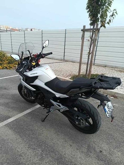 - CF MOTO 700 MT