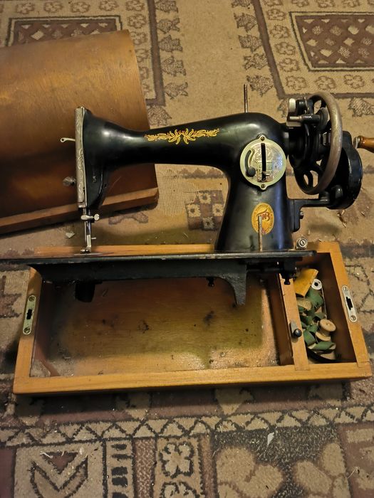 Швейна машинка ПМЗ