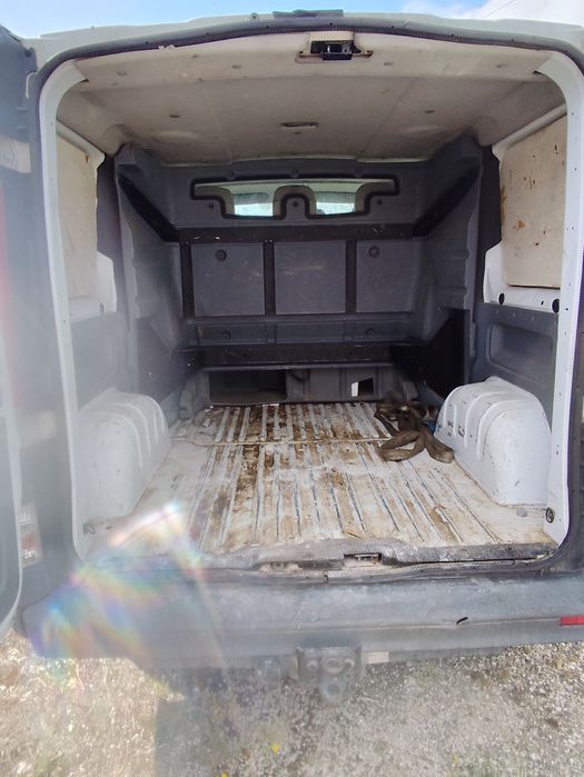 Vendo Renault Trafic, de 6 lugares