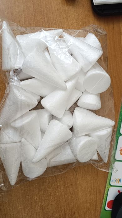 Конусы ёлки из пенопласта ялинки для поробок