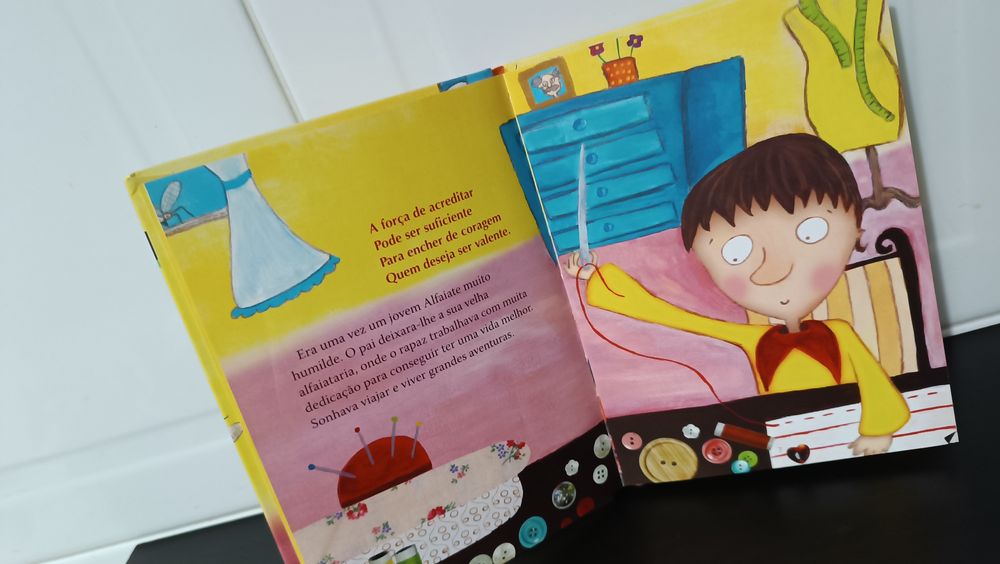 Livro Infantil. O Alfaiate Valente. Com Dvd. 2 a 7 Anos