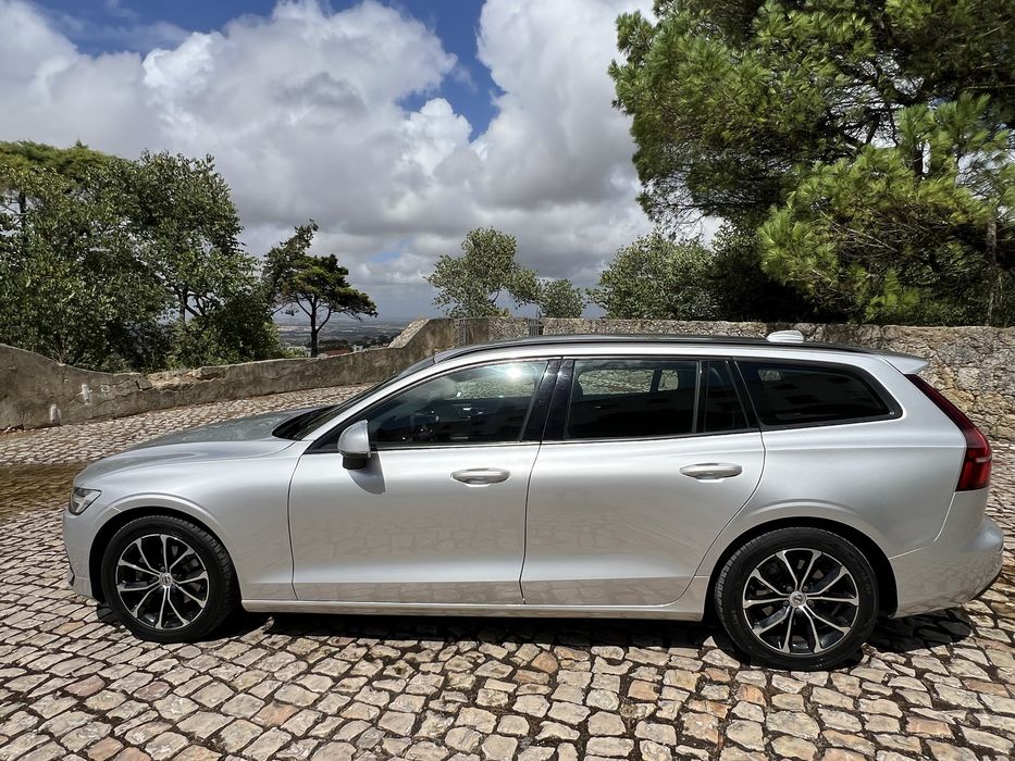 Volvo V60 D3  2.0   150Cv  Geartronic I 2019 I Histórico de Manutenção