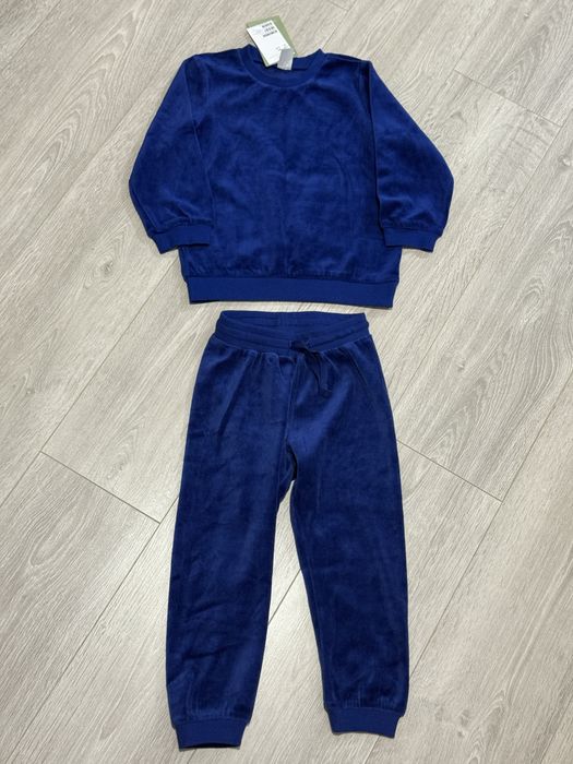 Велюрові костюми НМ 2-3, 3-4 роки