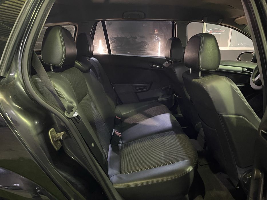 Opel Astra Caravan Cosmo 1.3 CDTI