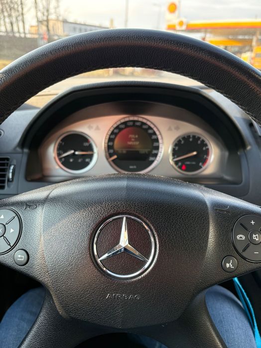 Mercedes C klasa W204 benzyna 2008r,165000 km bezwypadkowy