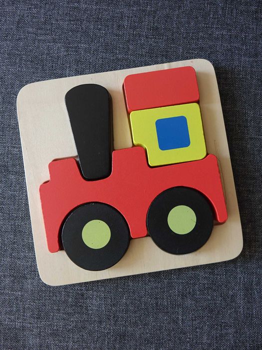 Układanka drewniana puzzle edukacyjne Ciuchcia