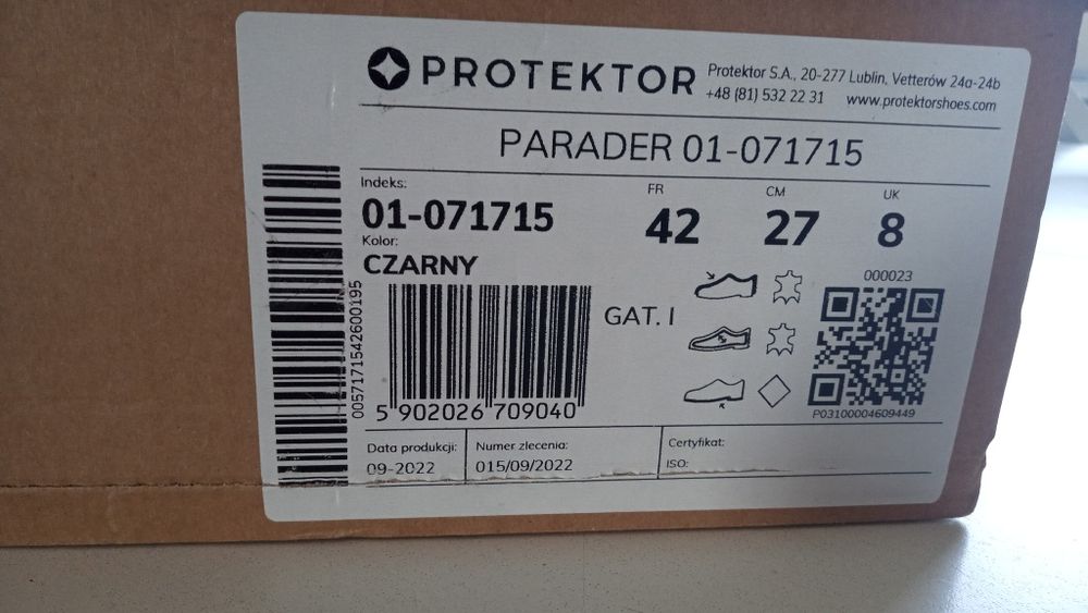 Nowe półbuty ze skóry firmy protektor roz. 42