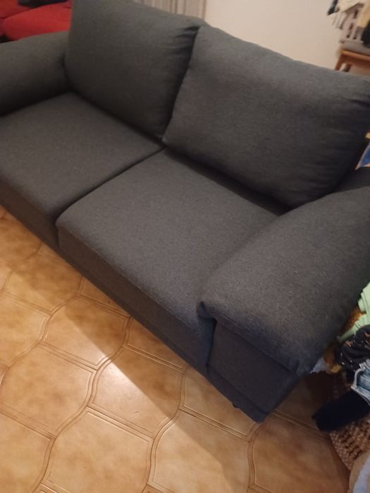 Sofá em tecido 2 lugares