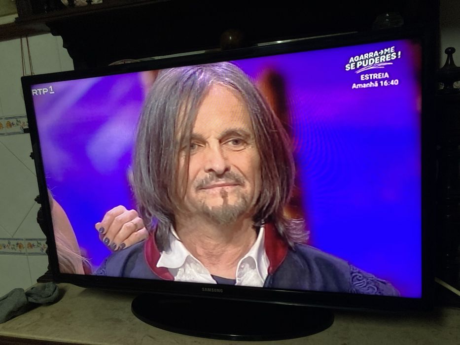 Televisão Samsung samart TV a funcionar