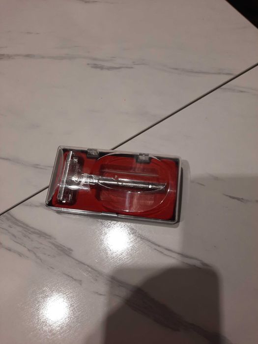 Golarka na zwykłą żyletkę– nowa