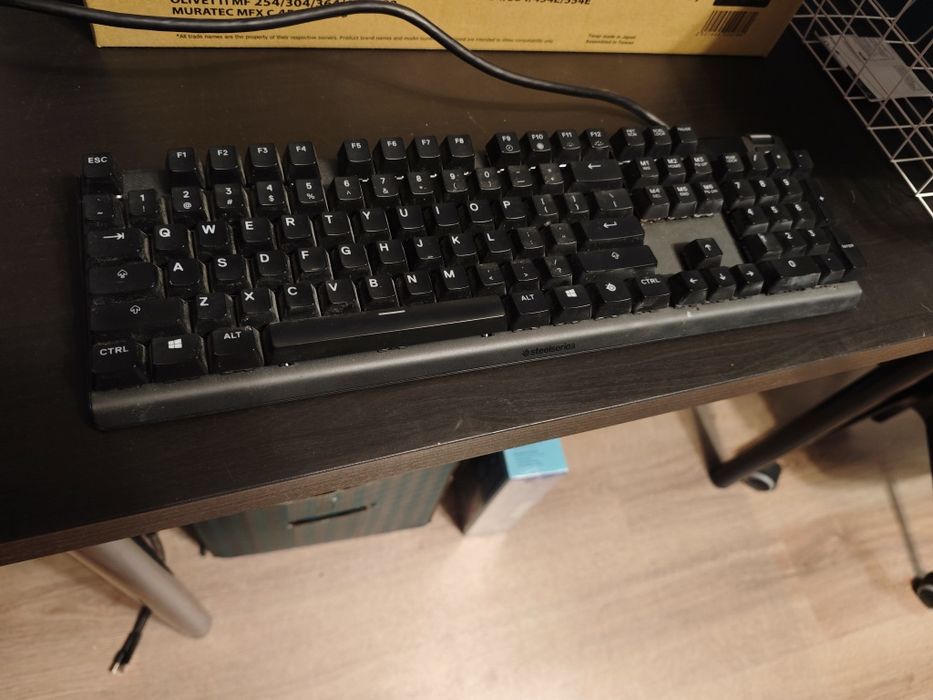 Klawiatura STEELSERIES Apex 7 (Red Switch) uszkodzona