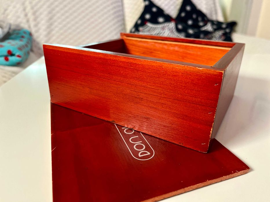 Pequena caixa de madeira Don Algodón