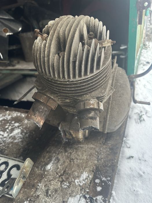 Продам двигун Иж Планета 1