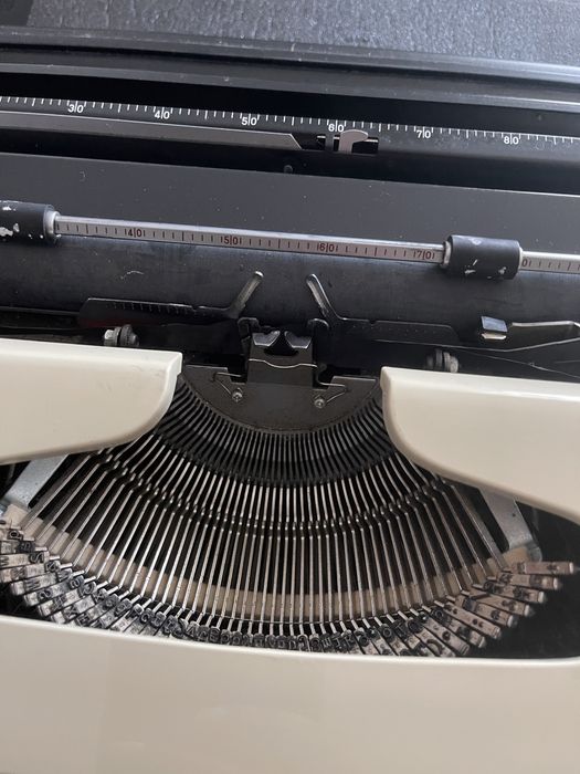 Maquina de escrever Brother