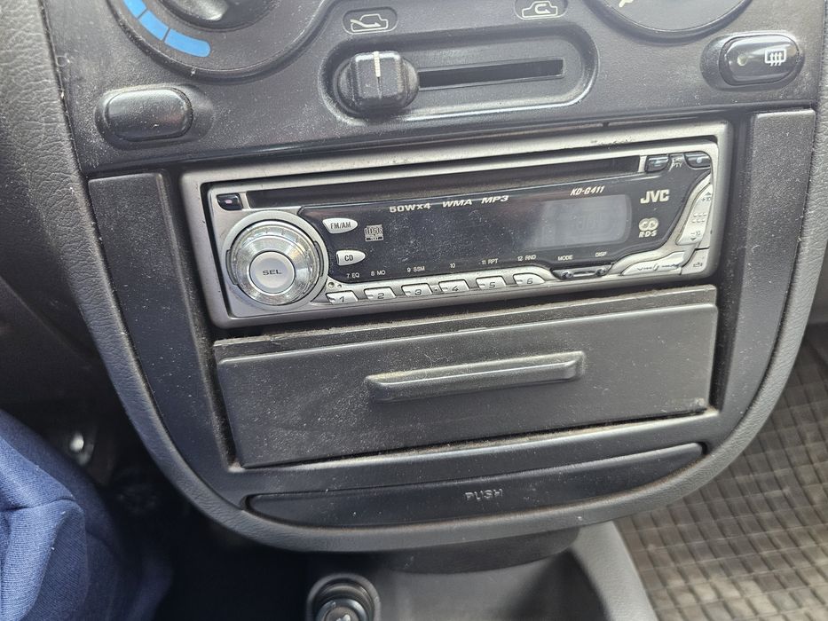 Автомагнитола JVC