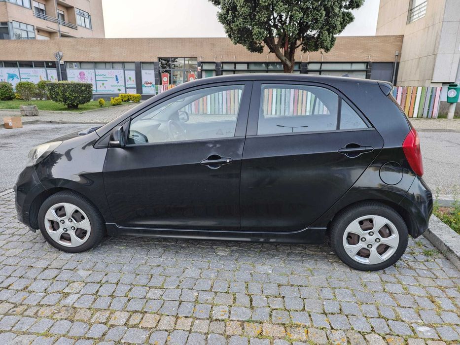 Kia Picanto 2011 - Poucos KMs