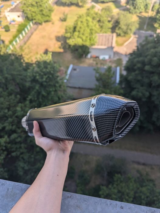 Прямоток Akrapovic (Акрапович) 37/47 см карбоновий