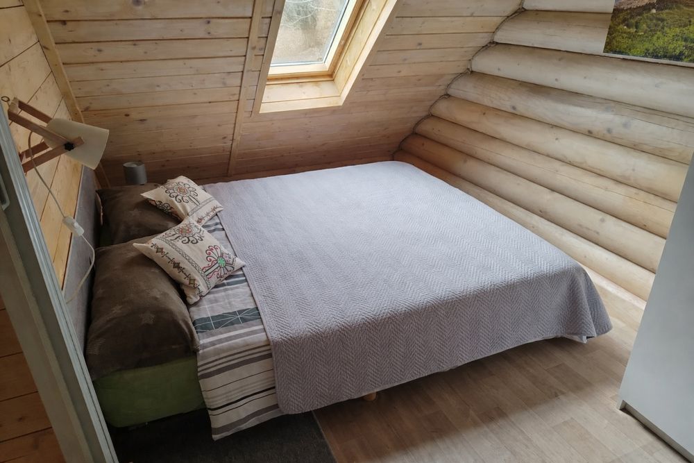 Chatka pod lasem Szczyrk  Góralski domek z bali  jacuzzi